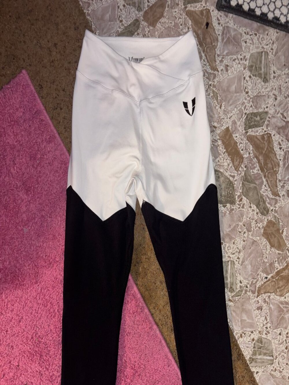 FIRM ABS LEGGINGS